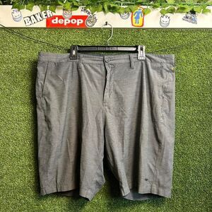 Billabong Men's Grey Shorts